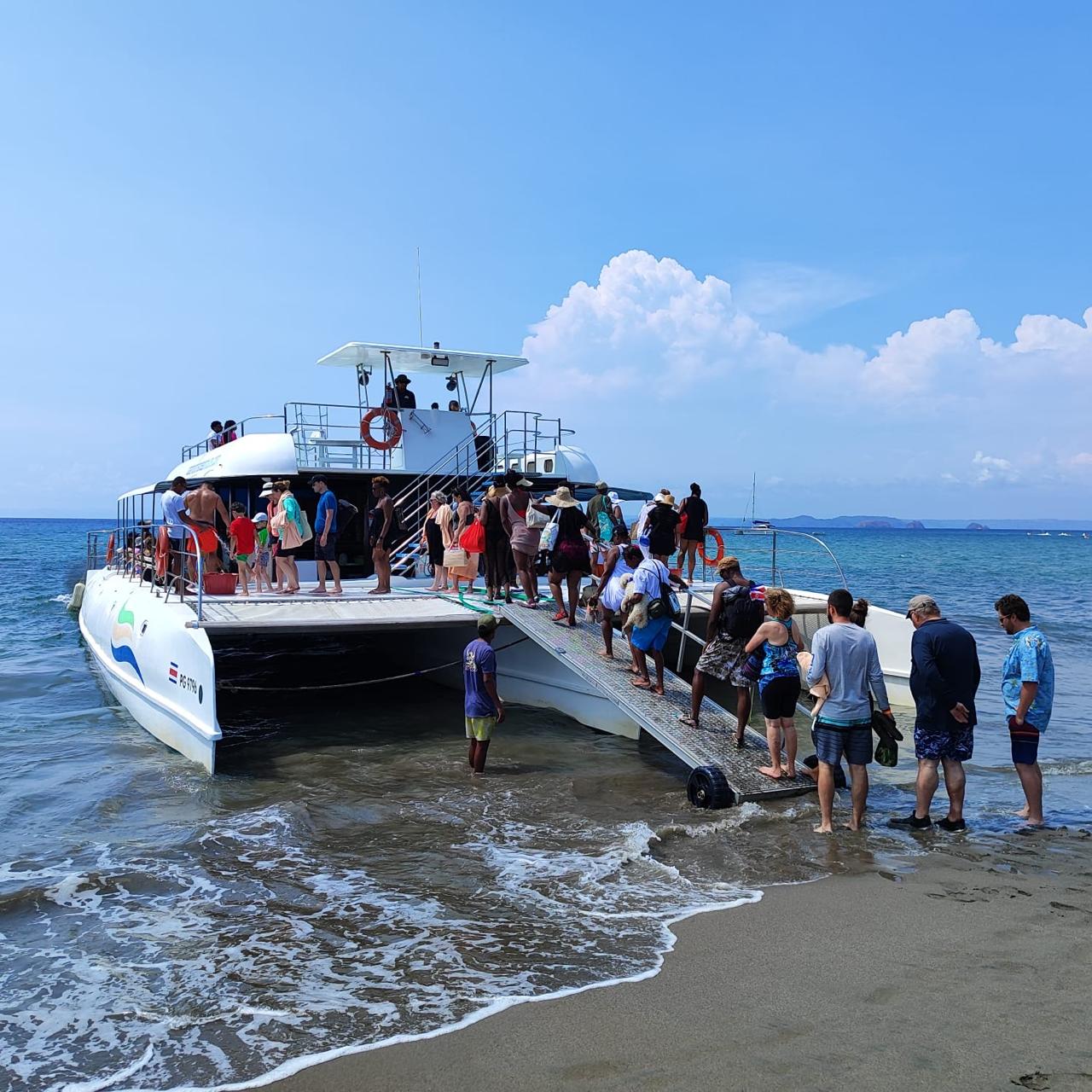 Sunset Sailing & Snorkeling Cruise